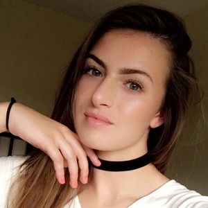 Meet your Posher, Paige